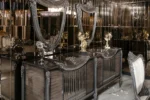 Queen Dining Room Mirrored Console